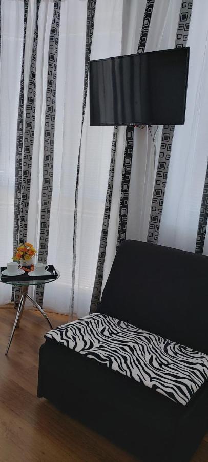 Stephanovy Guest House Sozopol Bagian luar foto