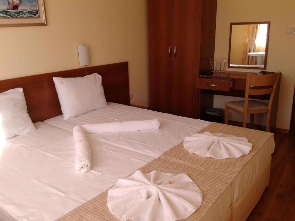 Stephanovy Guest House Sozopol Bagian luar foto
