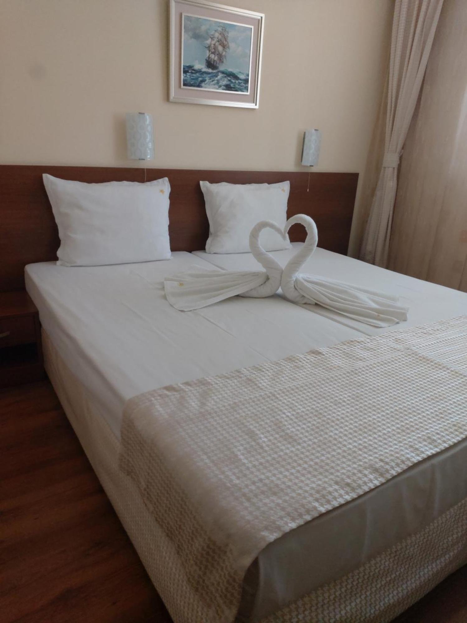 Stephanovy Guest House Sozopol Bagian luar foto