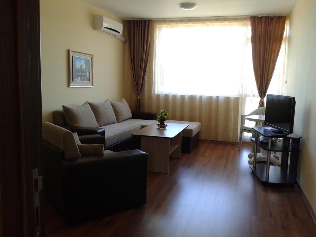 Stephanovy Guest House Sozopol Ruang foto