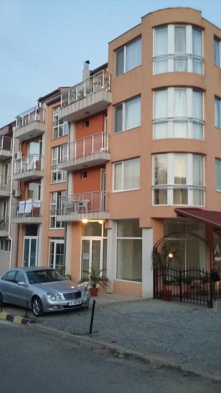 Stephanovy Guest House Sozopol Bagian luar foto
